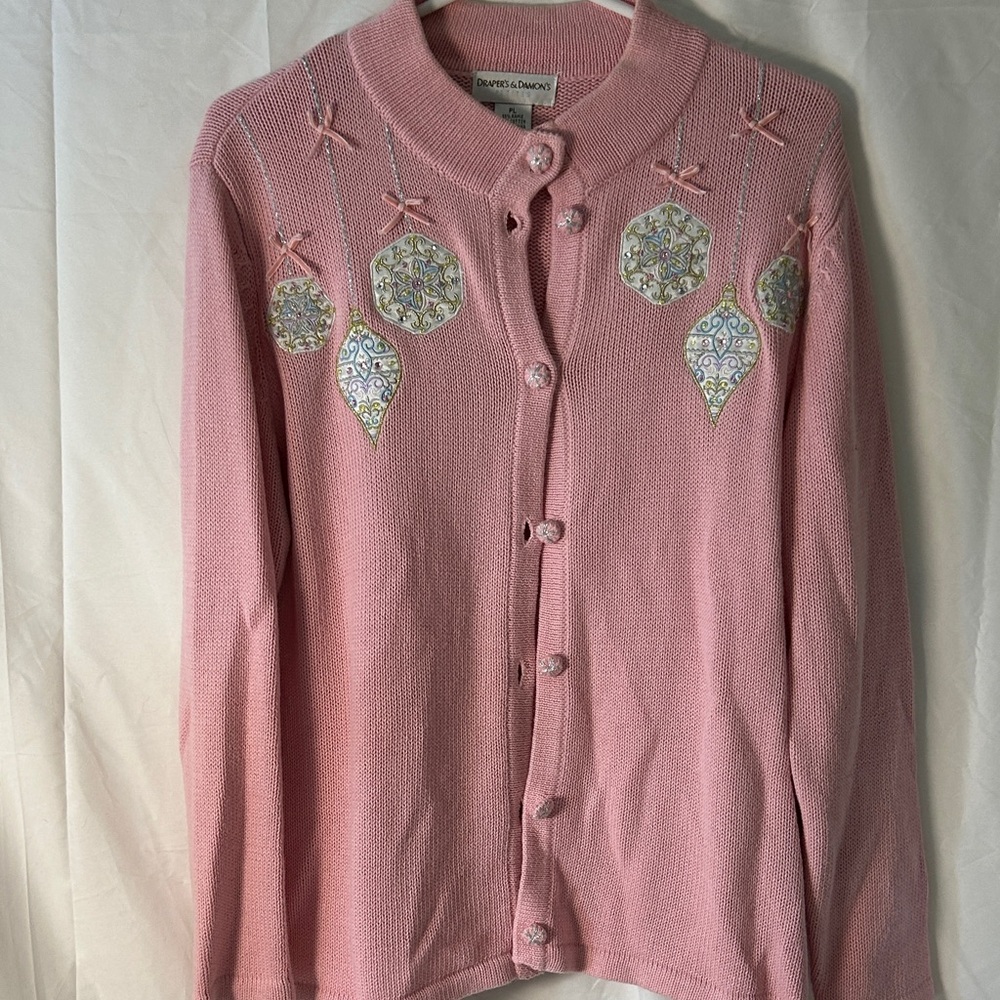 Draper’s and Damon’s Petite‎ Large Pink button up Cardigan with Ornament Accents